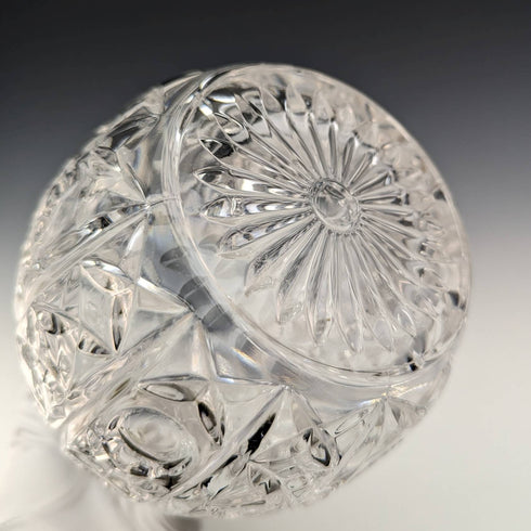 英國復古切割玻璃銀盤裝飾醒酒器一對